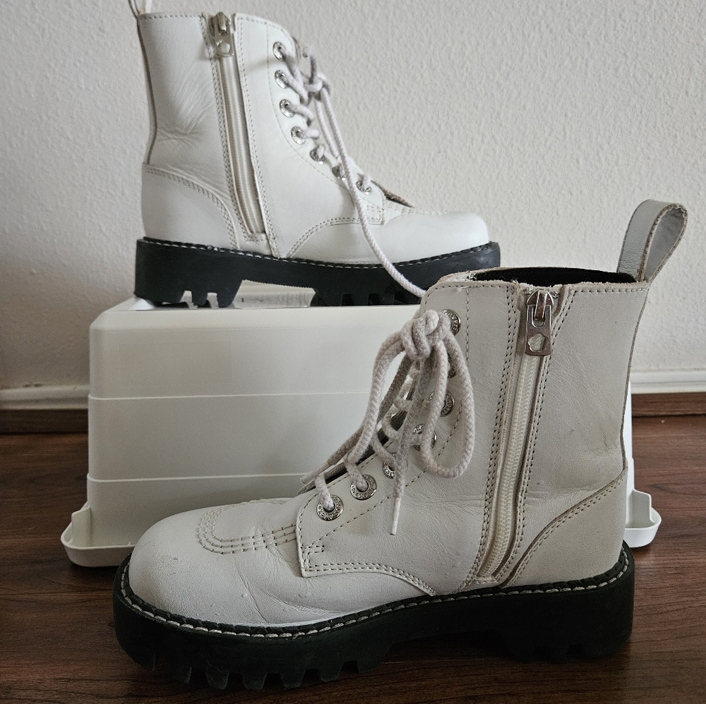 Kickers Lizziie lace up leather boots - Picture 7 of 8